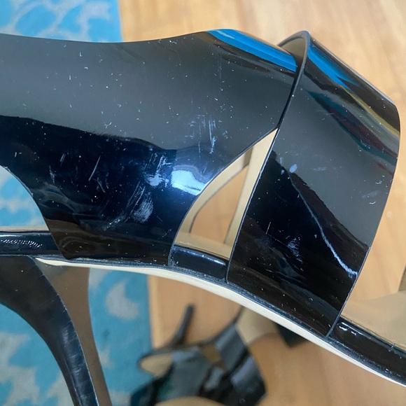 Michael Kors black patent leather slingbacks with wide straps and Velcro closure - Picture 3 of 11